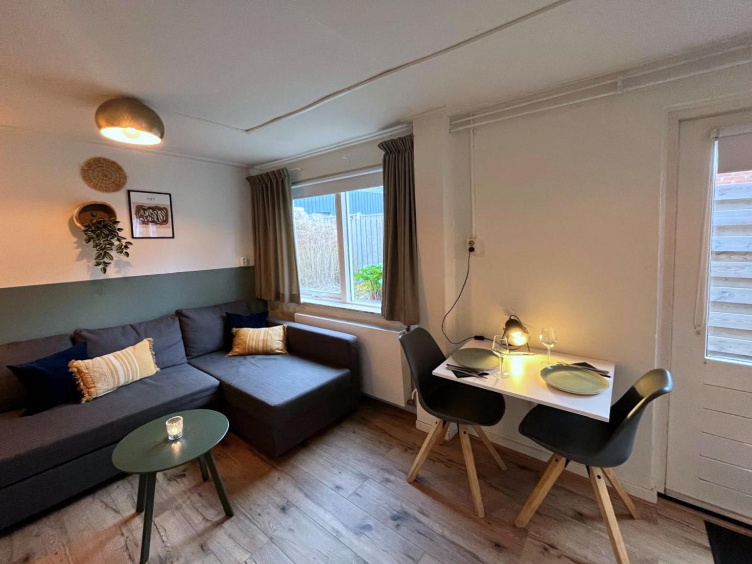 Volledig Gerenoveerd-Studio Aan Het Strand Zoutelande Luaran gambar